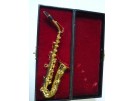 Miniatura saxofonu